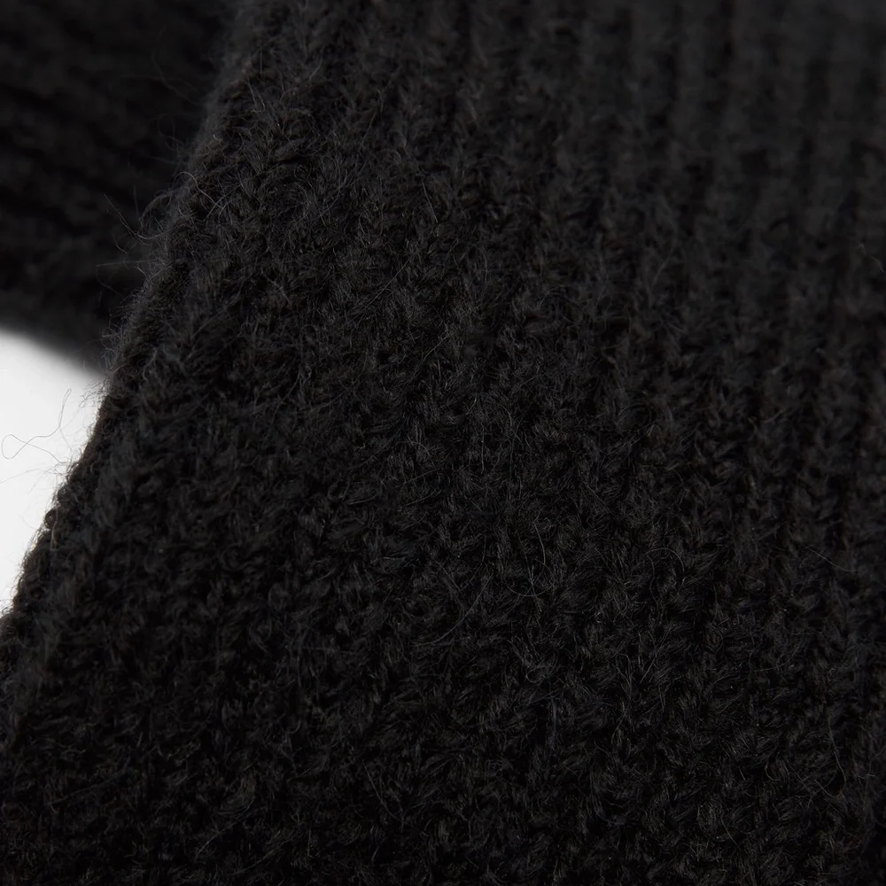 NWT. Zara Black Ribbed Knit Mittens.